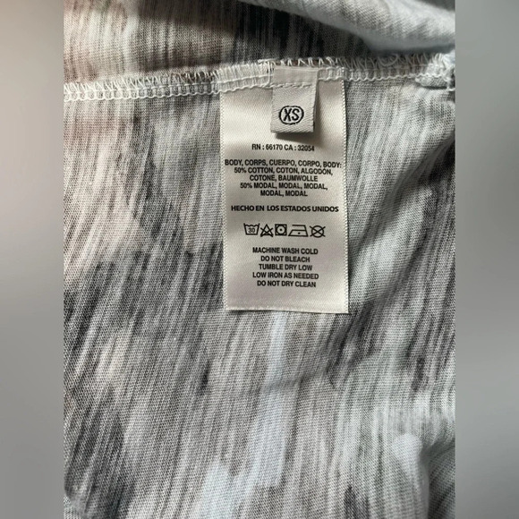 Anthropology Camouflage T-Shirt By t. La, Size Extra Small, NWOT - Picture 5 of 7